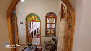 نمای داخلی اتاق دلنواز هتل سنتی اشرفیه - شیراز